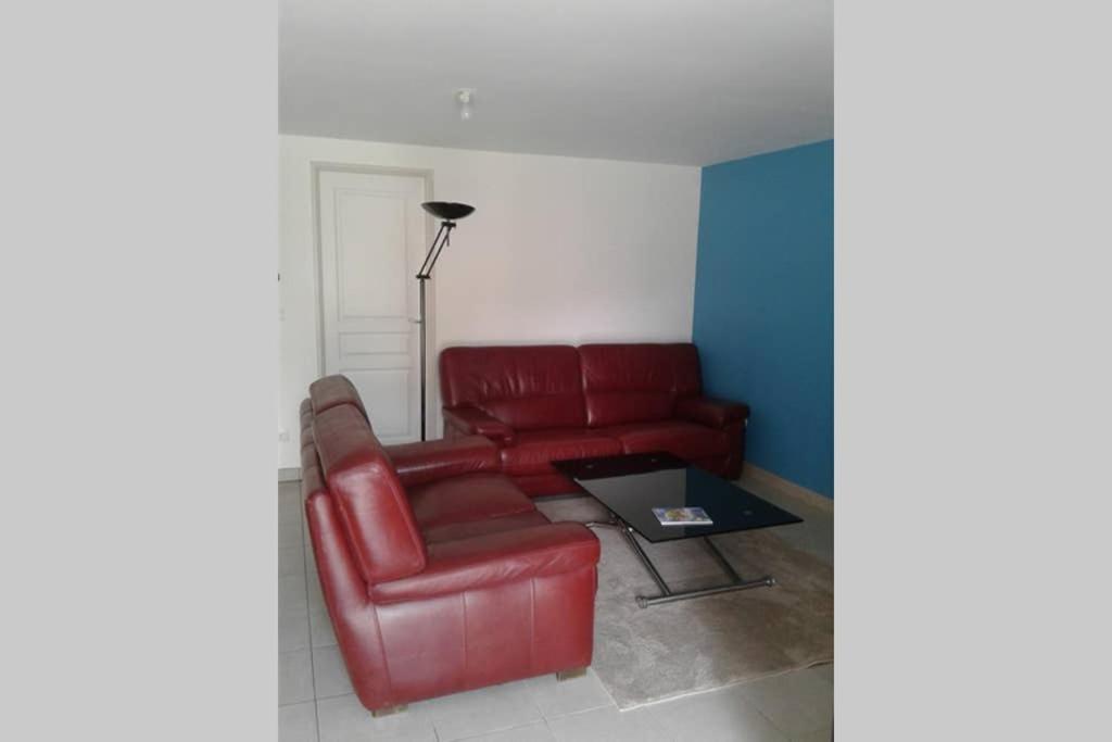 Les Champs Appartement Cernoy-en-Berry Buitenkant foto